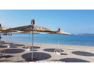 апартамент Brodarica Beach