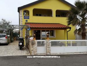 Maros apartments