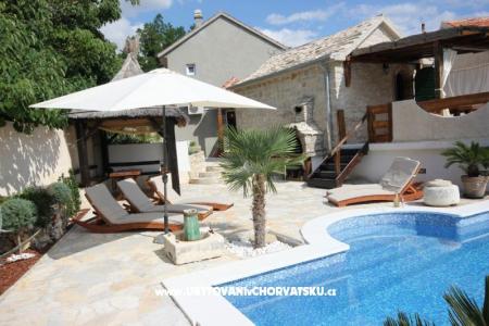 Stone Brela- swimming pool, grill фото 3