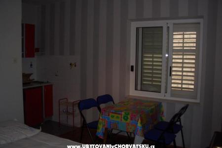 Kaja apartmani Makarska фото 5