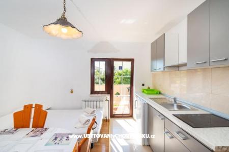 Villa Omra апартаменты фото 3