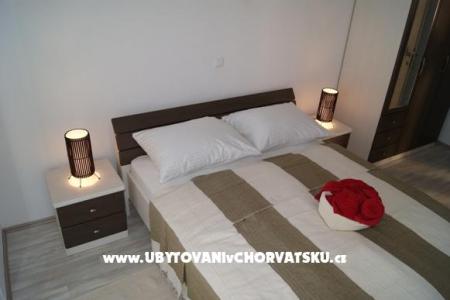 4**** apartments с бассейном  фото 3