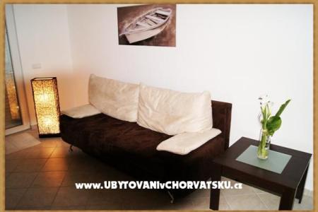 4**** apartments с бассейном  фото 4
