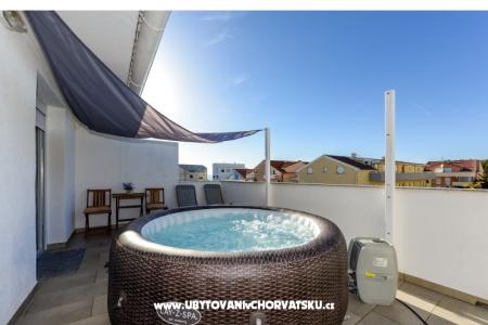 апартамент с бассейном и jacuzzi фото 3
