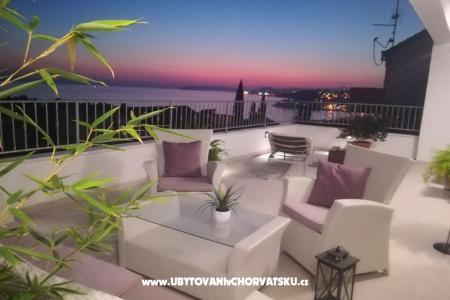 Holiday villa LUX Podstrana Хорватия