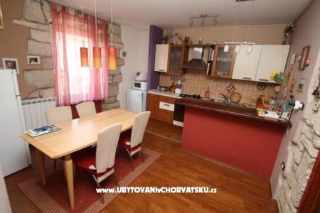 Heart of Pula - Centar Old Town  фото 2