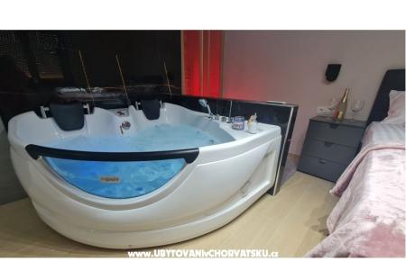 Mias luxury spa apartment фото 5