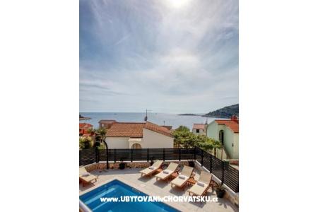 Villa Bobanac with heated pool фото 2
