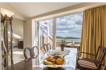 Flores Luxury Suites фото 5