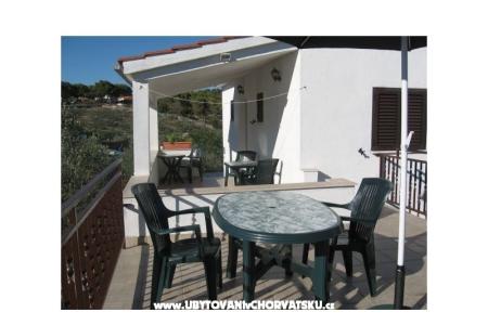 апартаменты Oliva - Otok Šolta фото 5