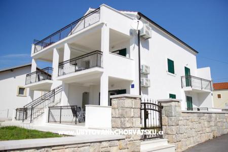 Villa Lucich I. - II. фото 2