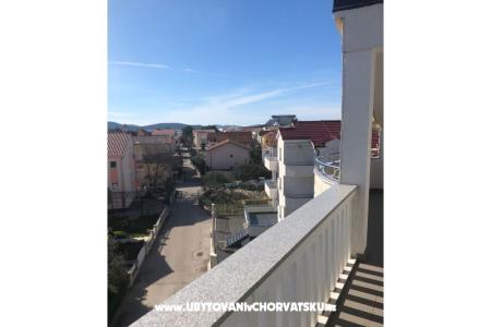 Penthouse с бассейном Ruža фото 5