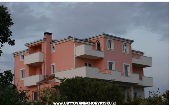 апартаменты  Villa Rosina  – Проживание Рогозница, Хорватия