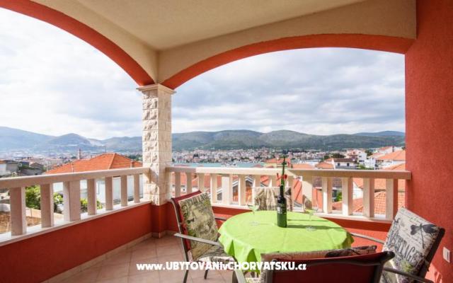 апартамент Pjerina Trogir – Проживание Трогир, Хорватия