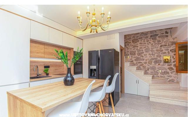 Heritage Residence Center of Vodice – Проживание Водице, Хорватия
