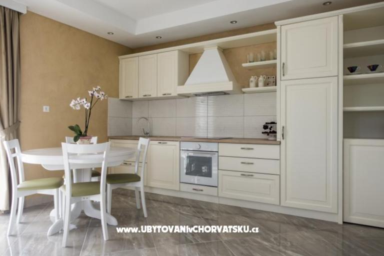 Luxury апартаменты с бассейном – фото 4