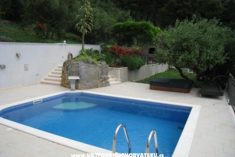 Luxury Villa-swimingpool,sauna,jacu – фото 2