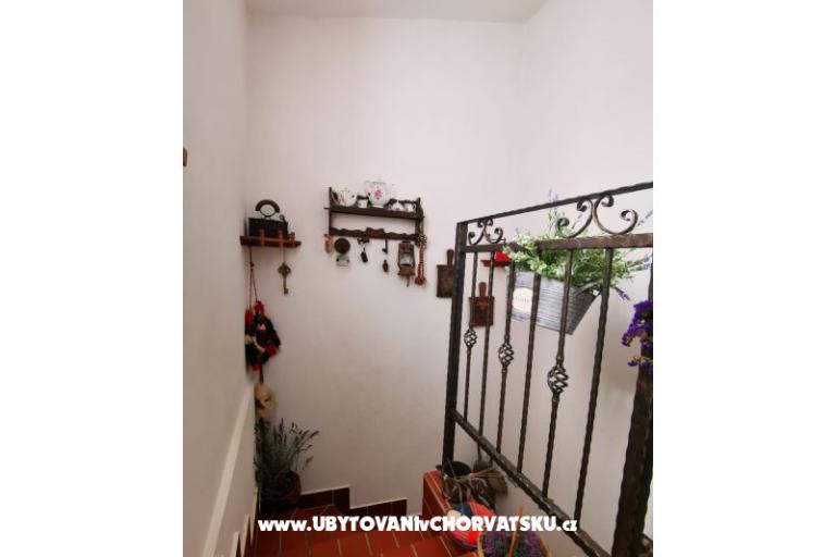 Stara kamena kuca - апартамент Andrij – фото 10