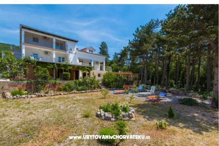 Pine apartment Klenovica – фото 5