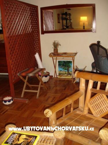 Renovated old house near sea in Pag – фото 4