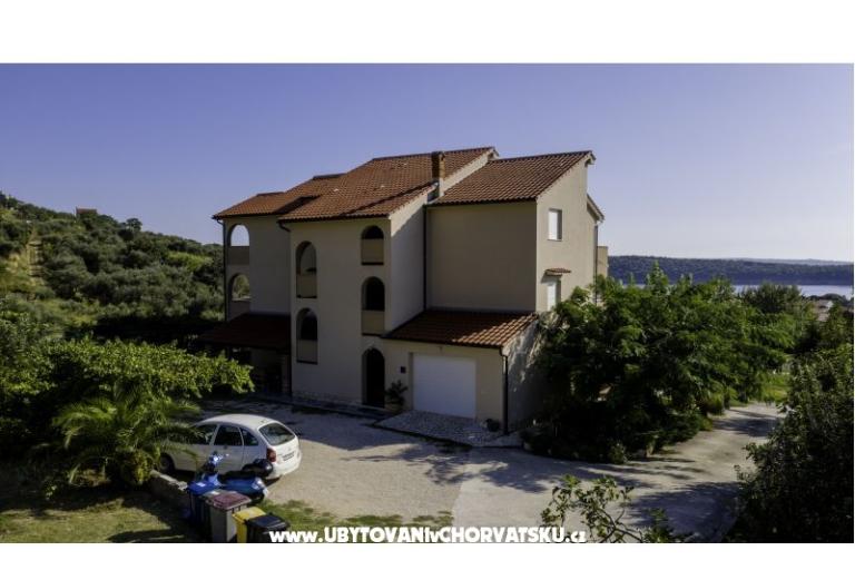 APARTMANI DEBELIĆ – фото 3