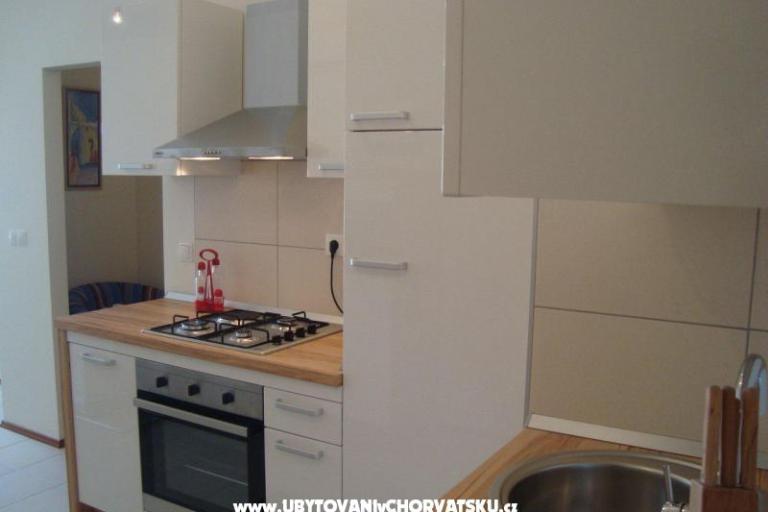 NEW AND MODERN WITH GARAGE PLACE – фото 11
