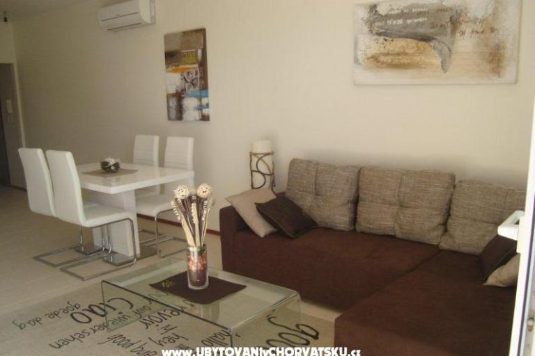 NEW AND MODERN WITH GARAGE PLACE – фото 3