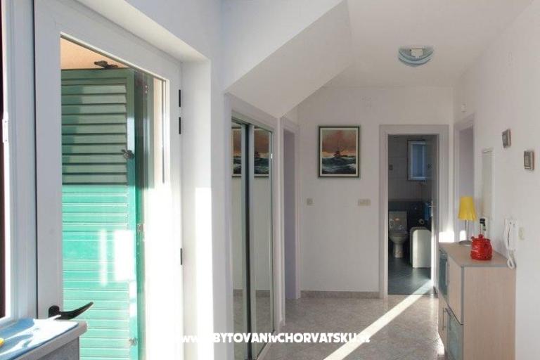 Beach apartments Rogoznica – фото 16