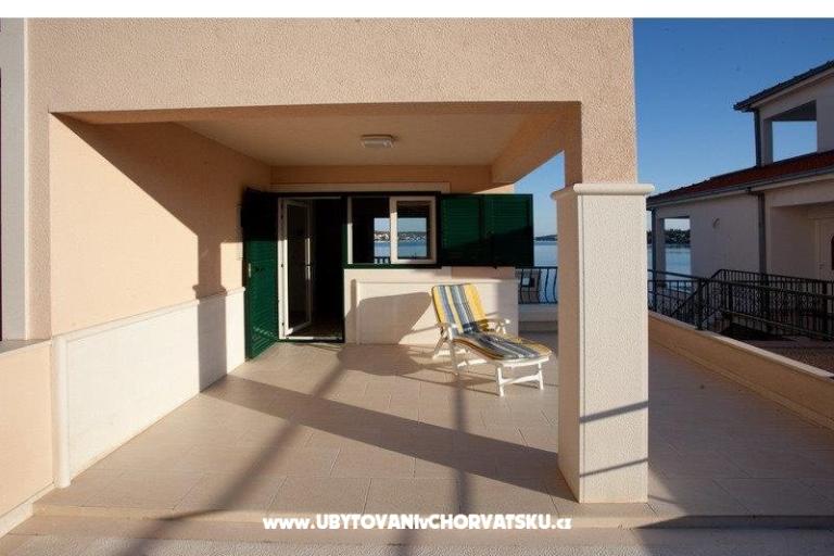 Beach apartments Rogoznica – фото 17