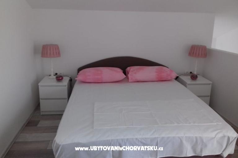 Nena Trogir, Slatine – фото 15